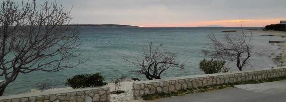 Mandre - plaža ispred apartmana